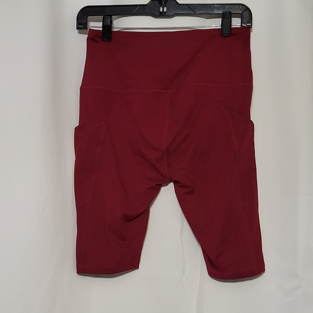 Women's NWOT Burgundy Red High Waisted Biker Shorts w/ Pockets Size Small - Picture 5 of 6